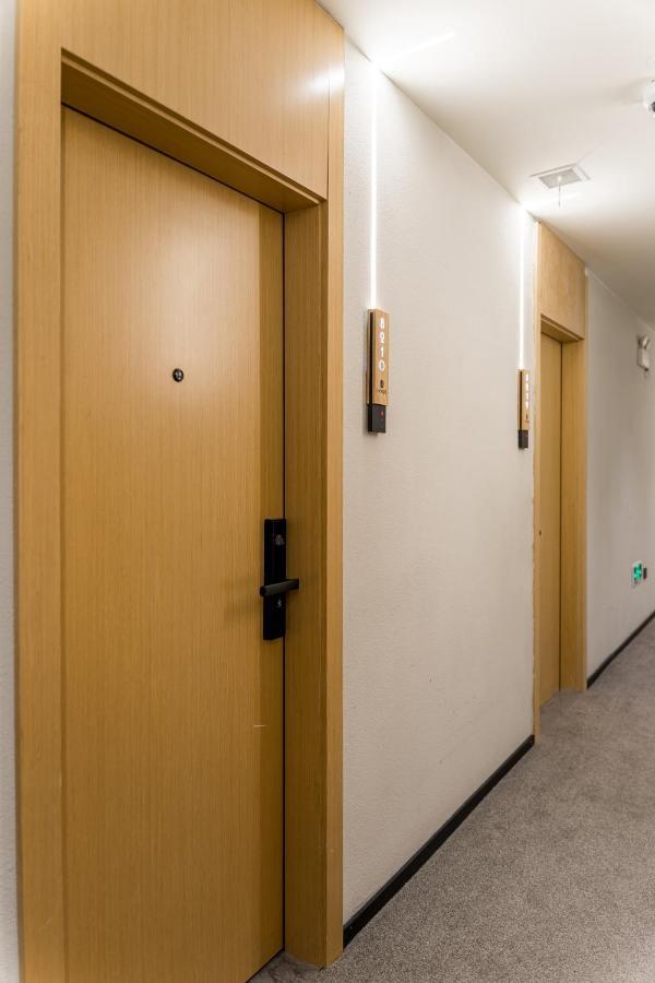 Meego Smart Select Hotel Shanghai Exterior photo