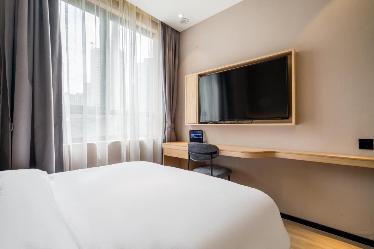 Meego Smart Select Hotel Shanghai Exterior photo