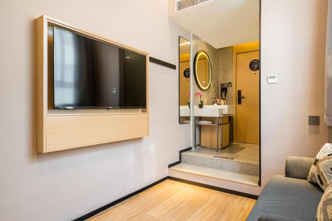 Meego Smart Select Hotel Shanghai Exterior photo